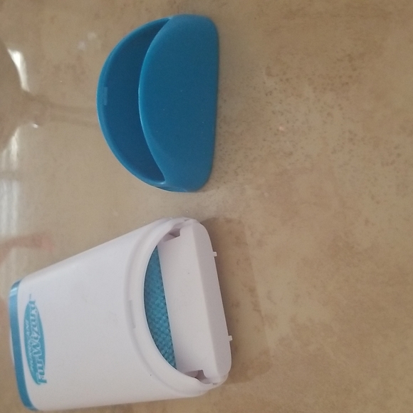 Lint/Fur Remover - Picture 4 of 4